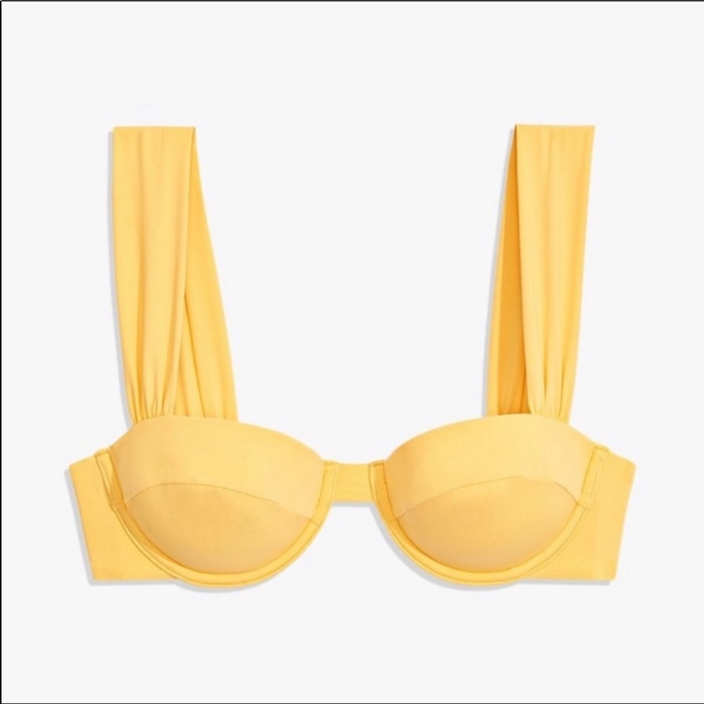 NWT WeWoreWhat Claudia Bikini Top